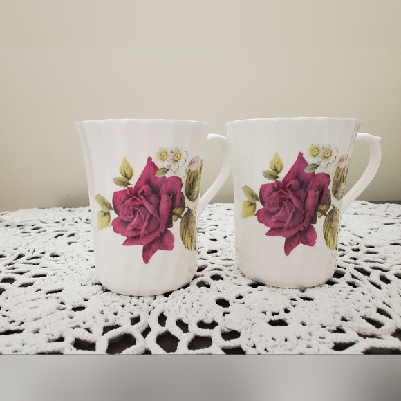 Royal Stuart 40th Anniversary Rose Mug (Set Of 2) Fine Bone China - Picture 2 of 6